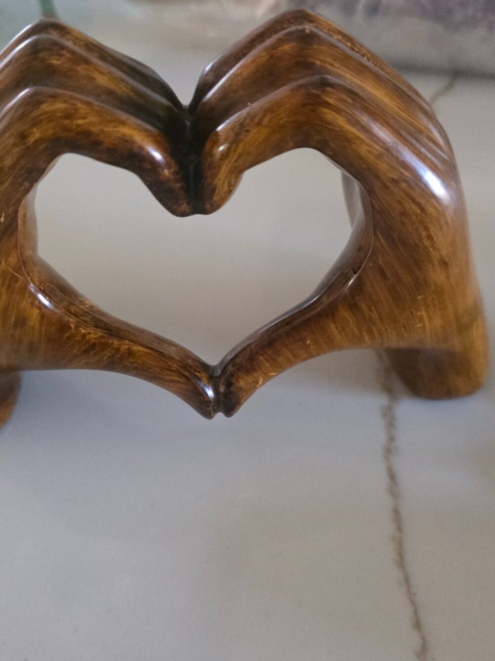 Heart Hands Sculpture Resin With a Realistic Brown Wood-Grain Finish